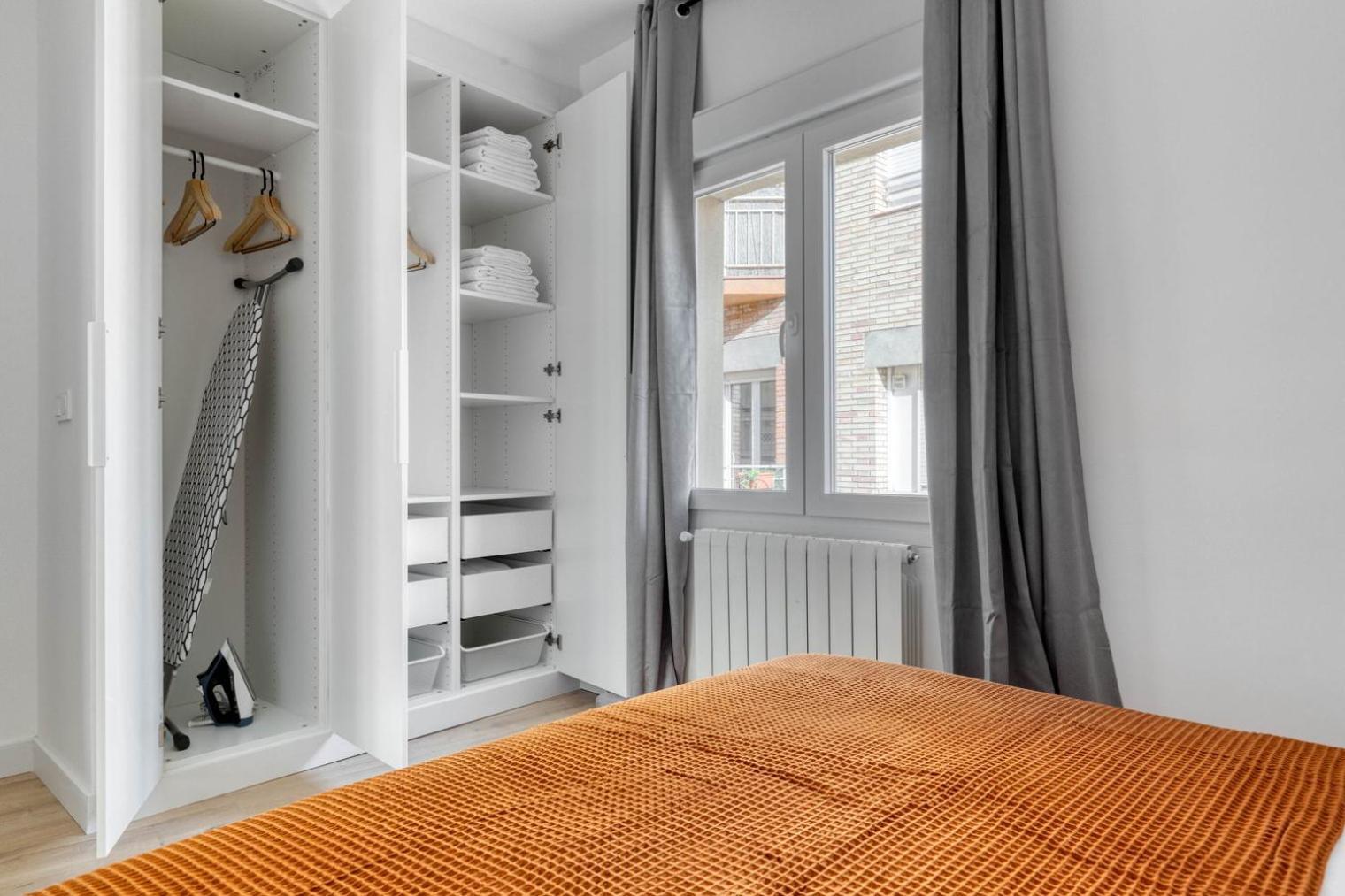 Blueground De Gracia Furniture Decor Bcn-72 Appartement Barcelone